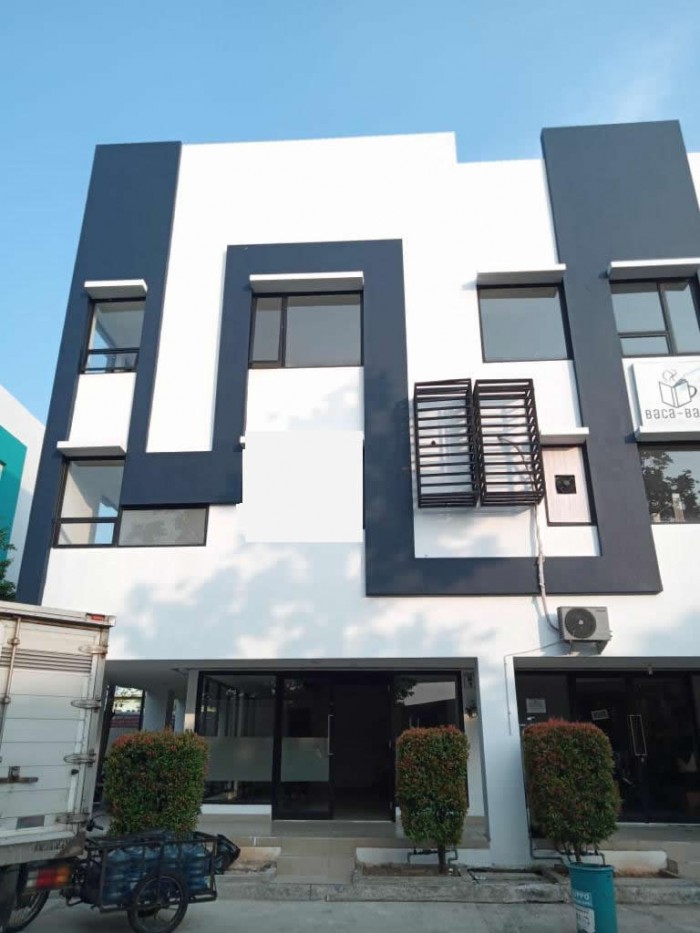Ruko disewakan di Ruko Arcadia Lippo Cikarang